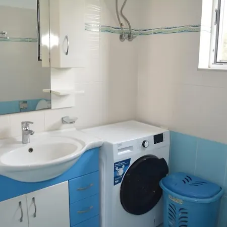 Emiljano Hotel Ksamil