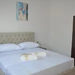 Emiljano Hotel *